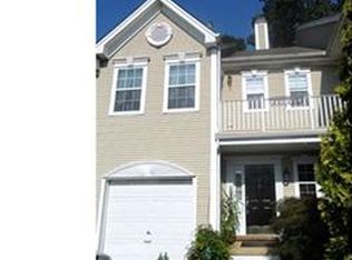 5 Saddle Ct, Schwenksville, PA 19473