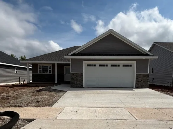 2109 E Golden Gate Dr, Appleton, WI 54913