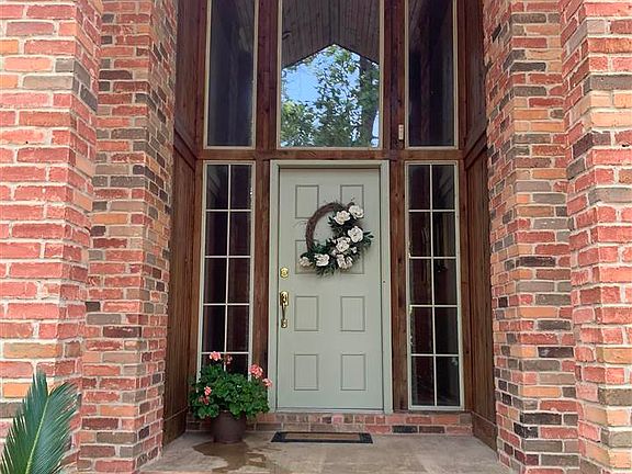 2nd image of 5 Treasure Hill Dr