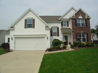 11374 Falling Water Way, Fishers, IN 46037