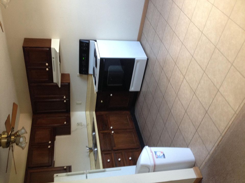 Kitchen..eat in area off to the right