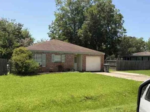 240 Clemmons St, Beaumont, TX 77707