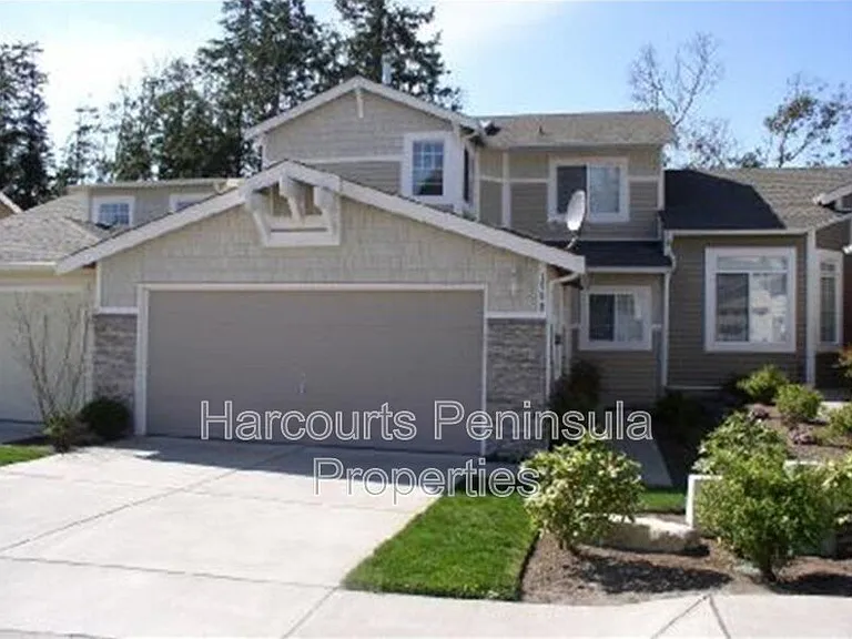 1598 Seasons Ln NW — Photo 1