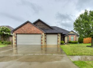 18316 Bridlington Dr, Edmond, OK 73012