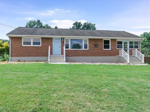 503 Palisades Dr, Vinton, VA 24179