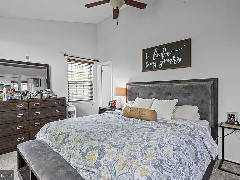 31 Pearl Dr — Photo 13