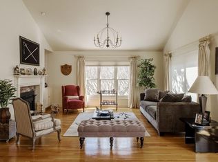 13 Fieldstone Ln, Natick, MA 01760