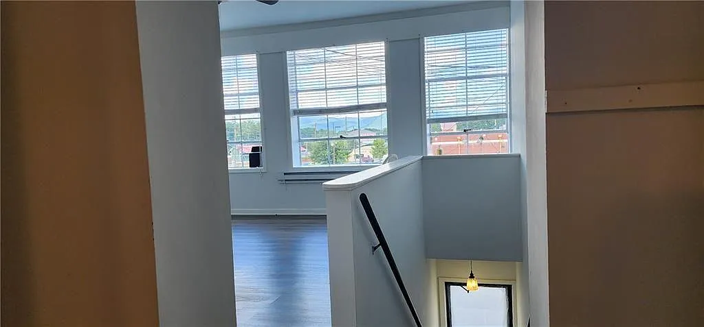 1 bed, 1.0 bath, 828 sqft, $1,450 — Photo 4
