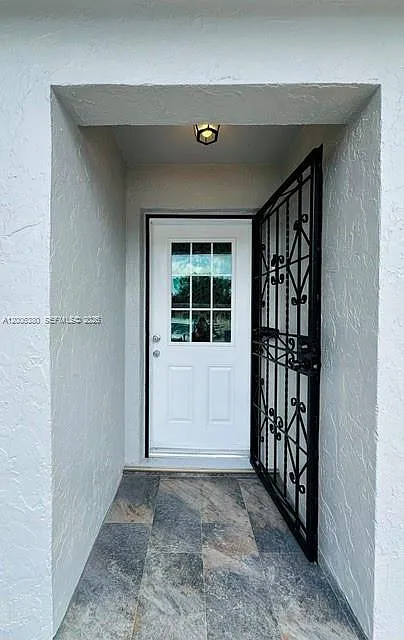 Vista Townhouse Sec B — Photo 2