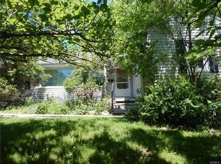 4 Barnes Rd, North Tarrytown, NY 10591