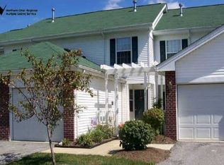 6719 Woodruff Ct, Middleburg Heights, OH 44130