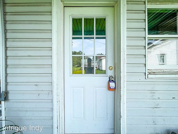 2nd image of 200 W Block Myers St #202