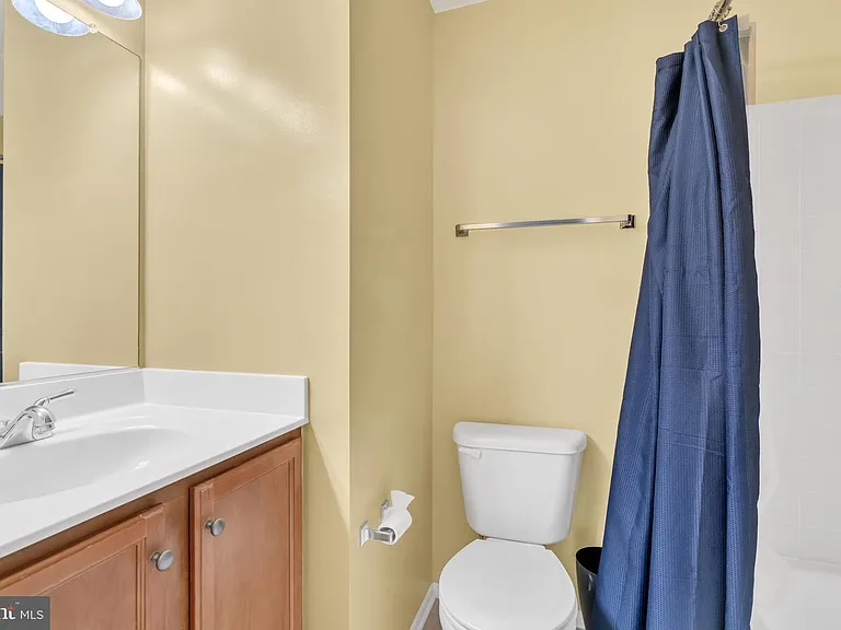1783 Jonathan Way #H — Photo 8
