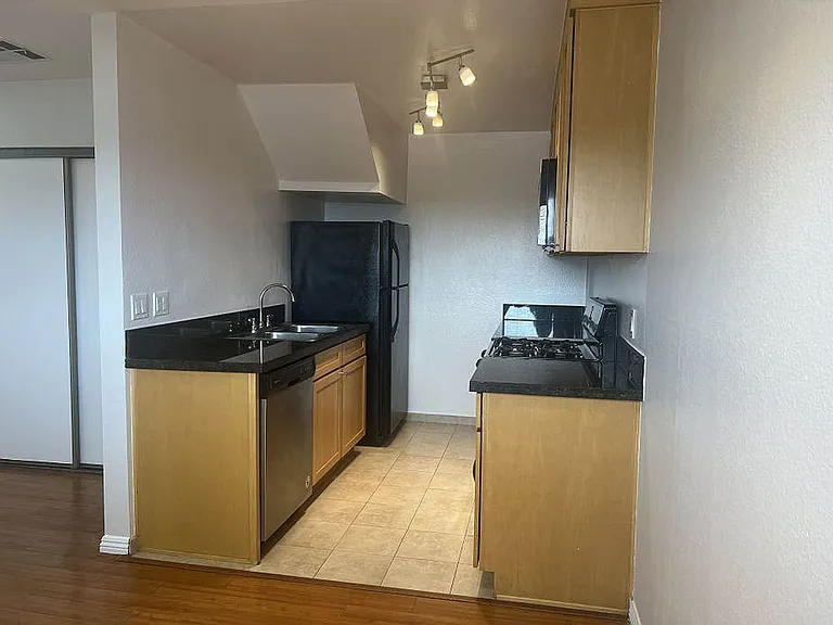 Acre Heights Apartments — Photo 29