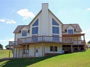 S1251 Sunset Ct, La Valle, WI 53941