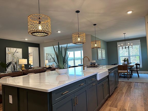 5th image of 304 Northbrook Dr