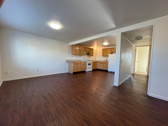 3rd image of 600 Noble St APT G
