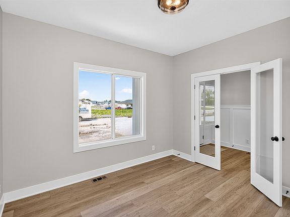 2nd image of 17550 Brookview Dr