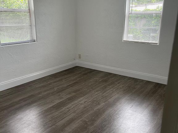 5th image of 170 15th St