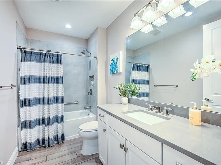 2626 Seychelles Cir #1404 — Photo 26