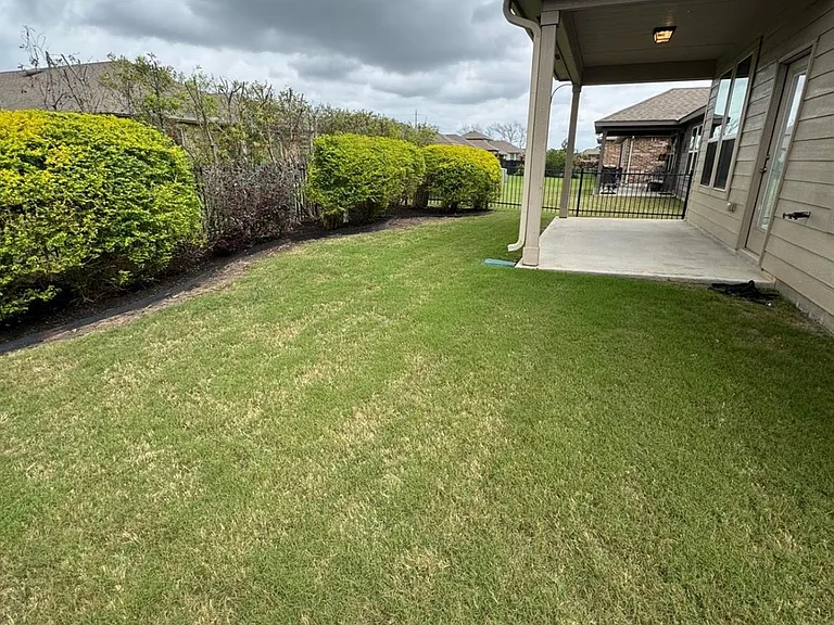 3218 Chimney Swift Ln — Photo 18