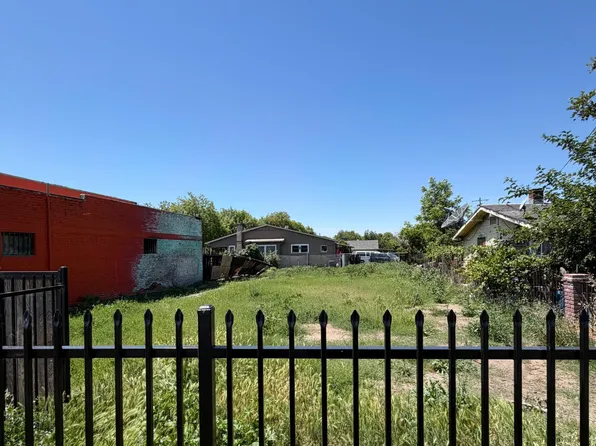 1731 S Center St, Stockton, CA 95206