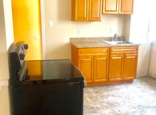 176 Crystal Ave APT 1, New London, CT 06320