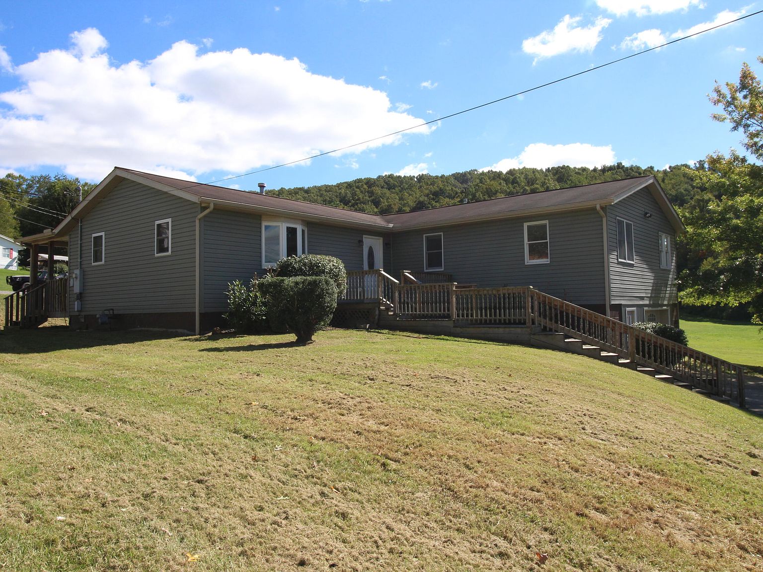 64 3rd St, Belington, WV 26250 Zillow