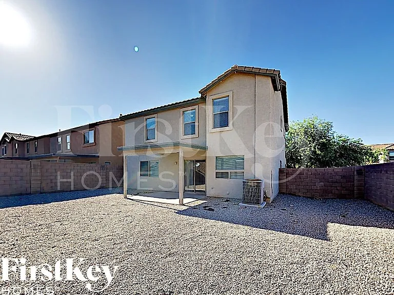 2430 W Via Dona Rd — Photo 15