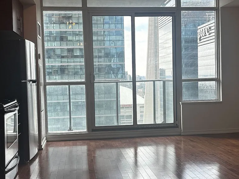 65 Bremner Blvd #3004 — Photo 15