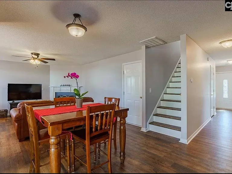 204 Meyer Ln — Photo 8