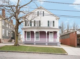 78 State St, Bristol, RI 02809