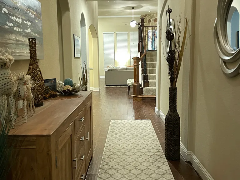 2842 Exeter Dr — Photo 3