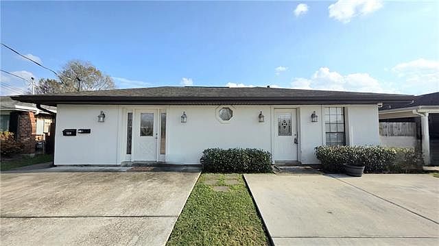 1st image of 111 Vista Dr #A