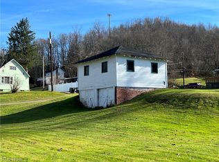 Vernon St, Midvale, OH 44653