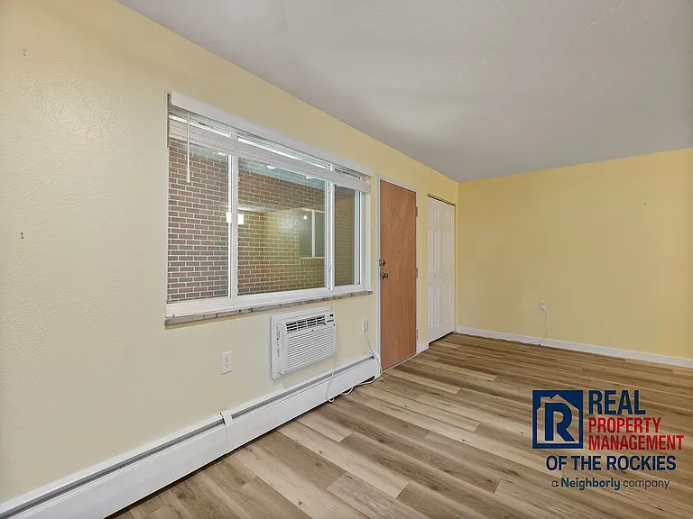 301 Peterson St #204 — Photo 12