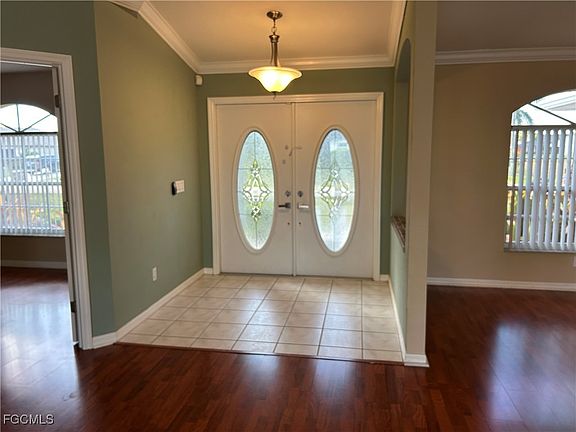 3rd image of 5131 SW 18th Ave