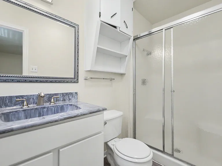 2902 Lawndale St — Photo 12