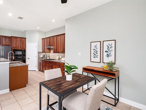 5th image of 5552 Rockwood Dr
