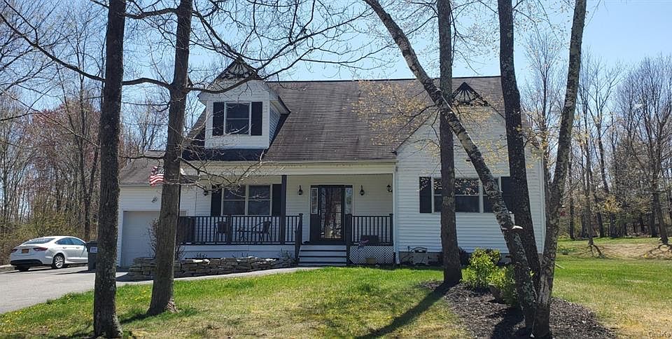 1st image of 45 Edmunds Ln