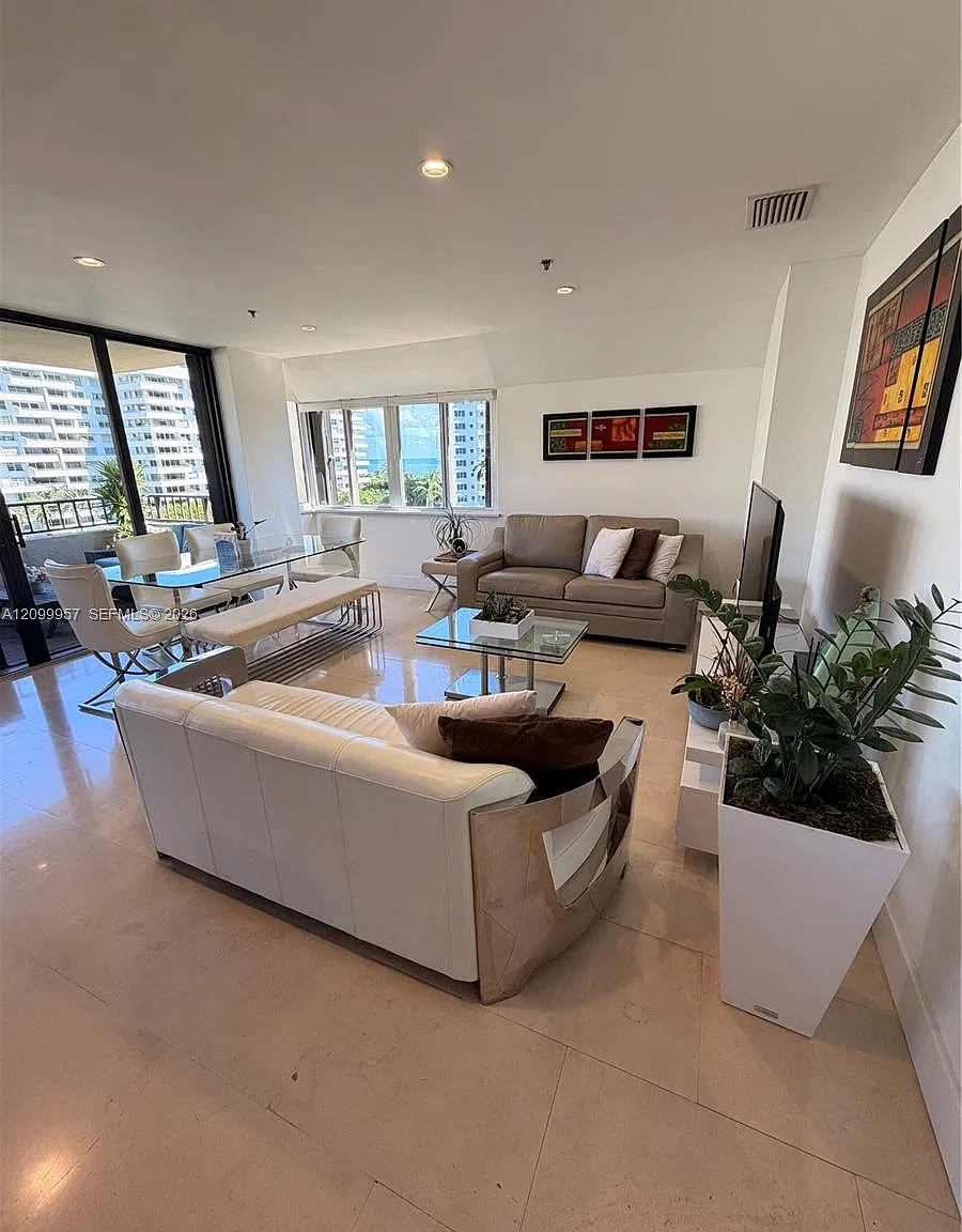 Key Colony No 2 Condo — Photo 4