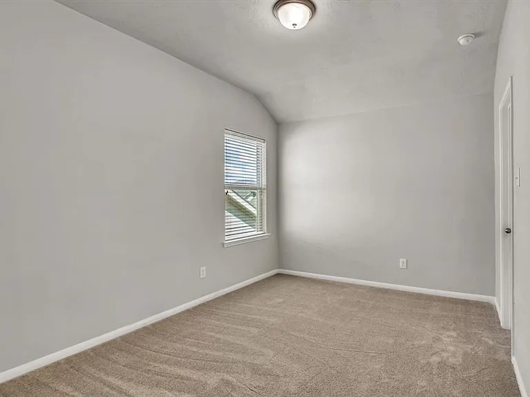 8110 Heartbrook Field Ln — Photo 21
