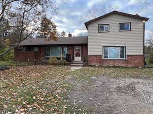 5681 Livernois Rd, Troy, MI 48098