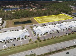 7255 Vanderbilt Way, Naples, FL 34119