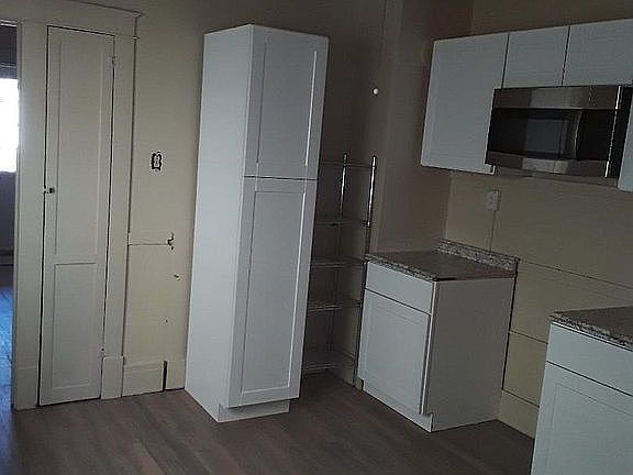 1st fl Kitchen #3