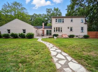 882 Glendale Rd, Wilbraham, MA 01095