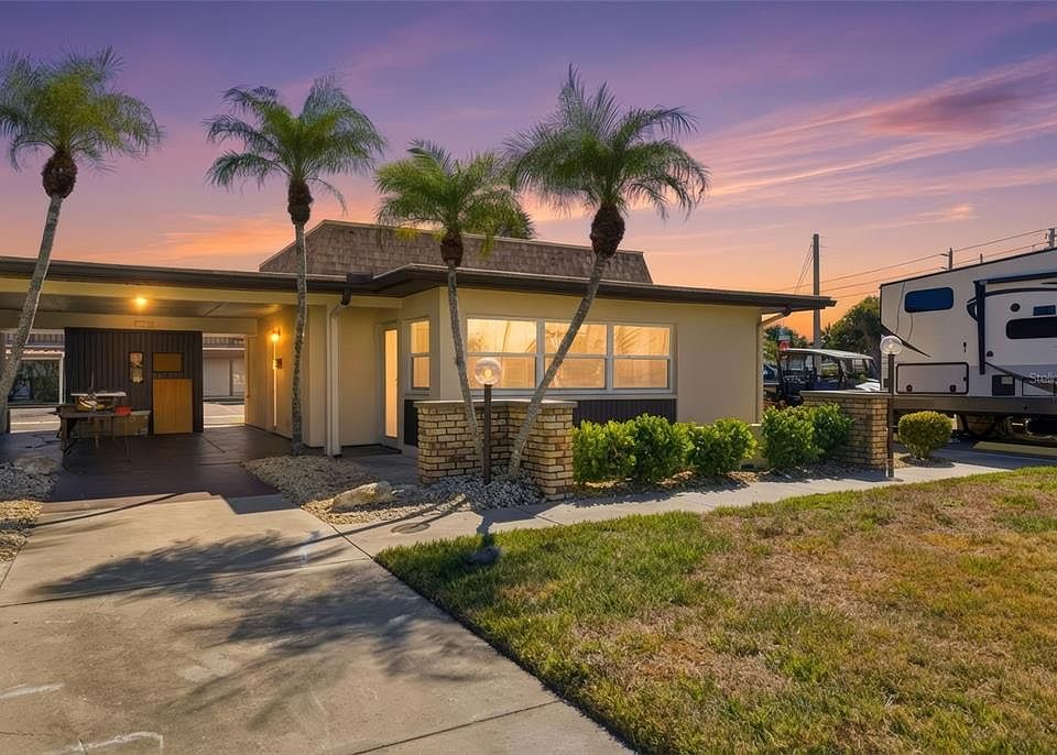 1st image of 5153 Turquoise Ln APT 102