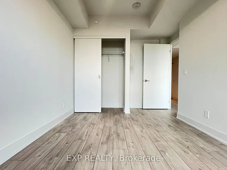 8 Cumberland St #3707 — Photo 10