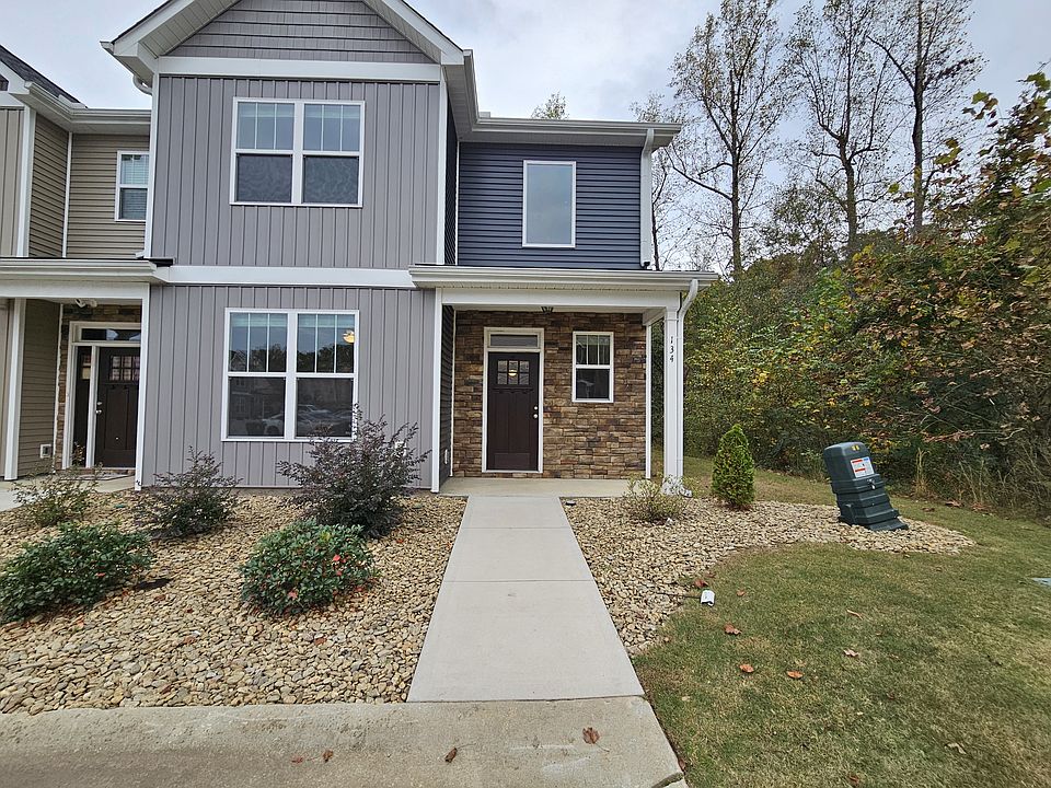 1st image of 134 Creekland Way #1