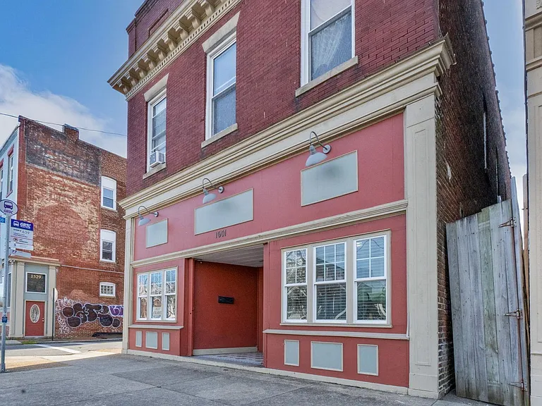 1601 W Cary St #1 — Photo 27